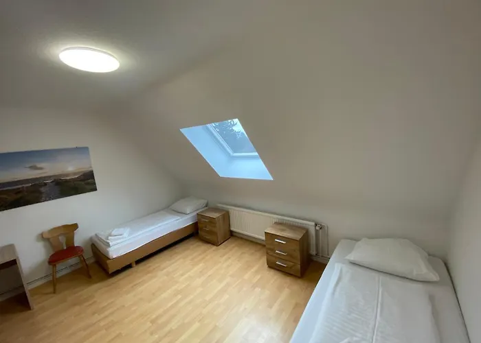 Apartment Othman Groß Buchholzer Straße 16a *
